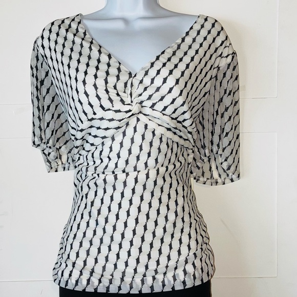 Cato Tops - Cato Black and White Tie Front short Sleeve Blouse